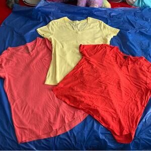 Lot of 3 pieces Short Sleeve Tee Shirts T-Shirts size XL( coral yellow red)